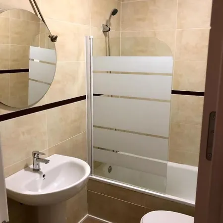 Apt Reformado 2022, Tranquilo, Centrico, Wifi, Seville